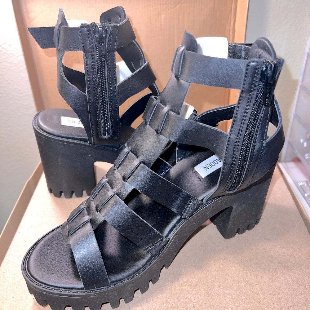 Steve Madden Salerno Cosmic Black Platform Sandals